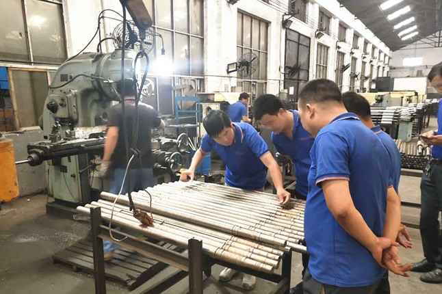 开云·官方端网页版登录入口-开云(中国)每周对各个工序进行质量监督检验的现场。